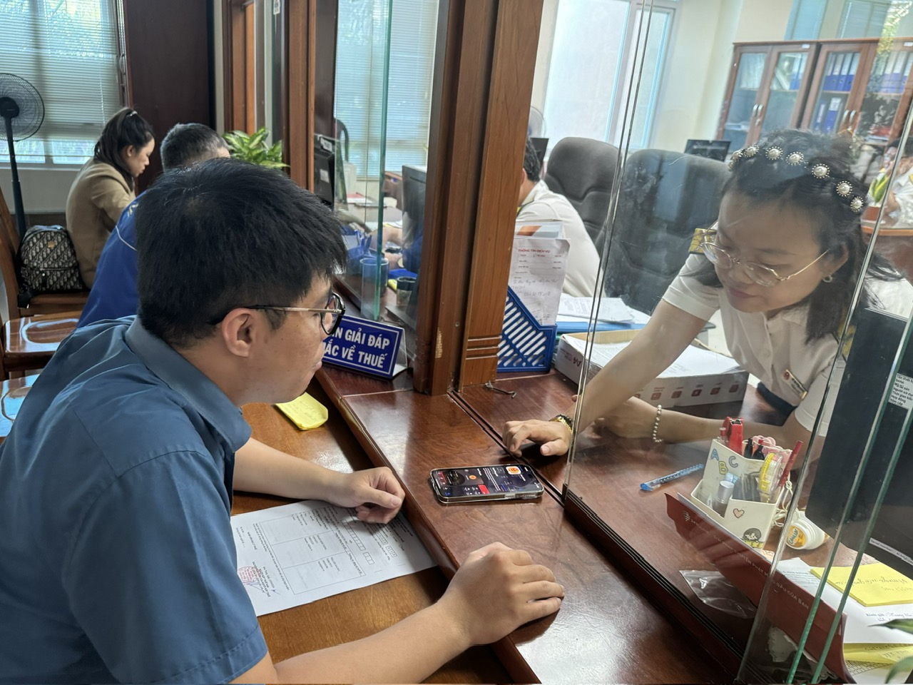 Cần hiểu đúng về thu thuế thương mại điện tử